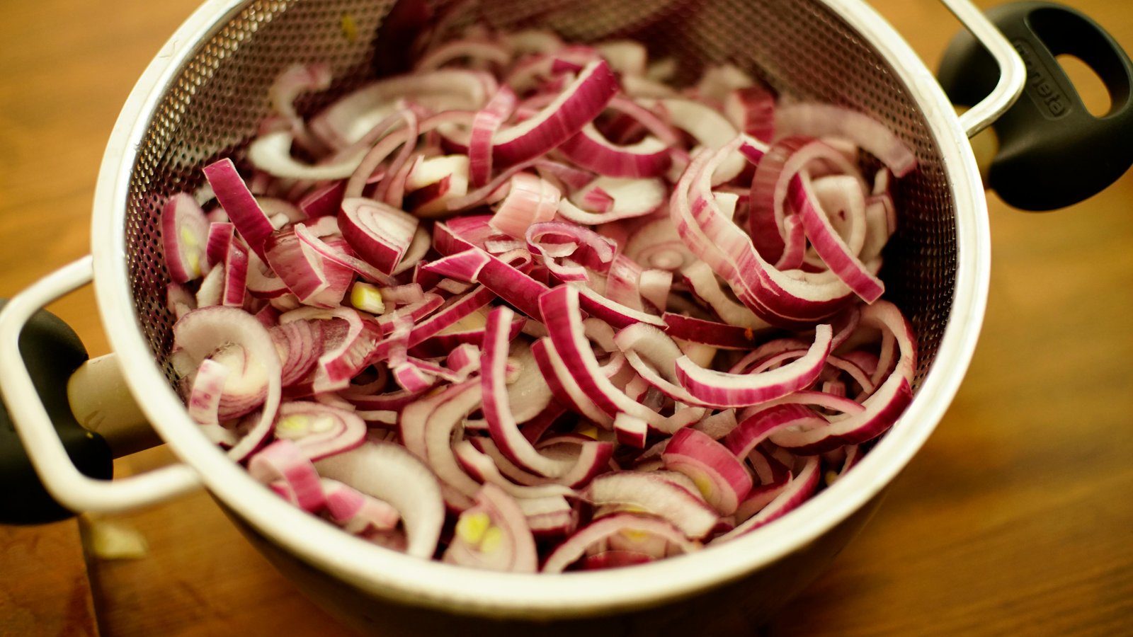 0.2-1mm Dehydrated Red Onion Granules
